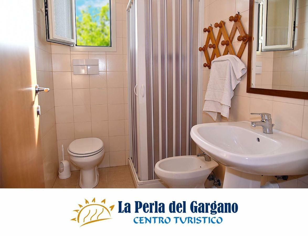 Hotel Centro Turistico La Perla Del Gargano Foce Varano Exterior foto