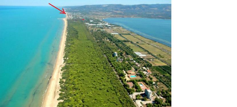 Hotel Centro Turistico La Perla Del Gargano Foce Varano Exterior foto