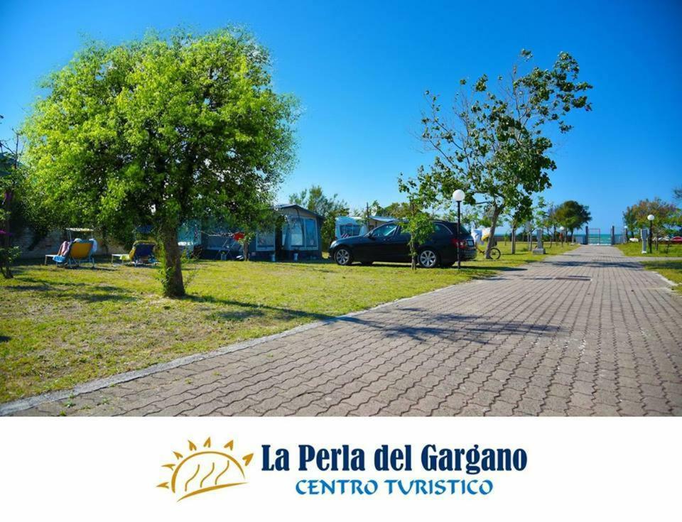 Hotel Centro Turistico La Perla Del Gargano Foce Varano Exterior foto